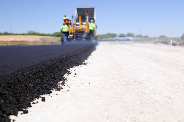 Best Driveway Resurfacing Pavers  in Dousman, WI